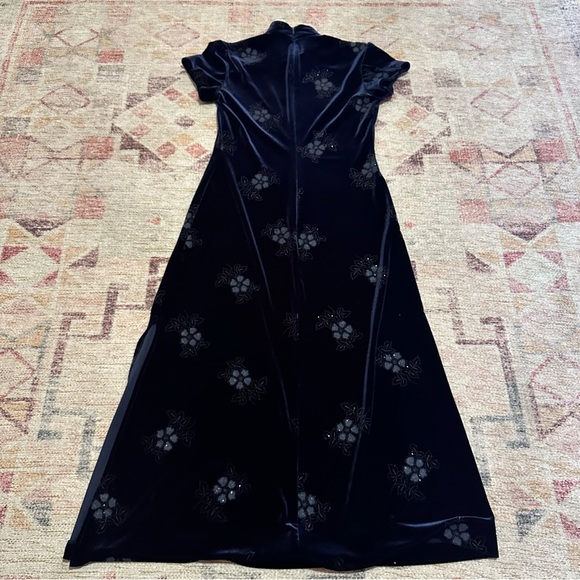 Vintage 90’s Navy velvet floral maxi dress short sleeves high neck size 4 petite - Picture 5 of 10